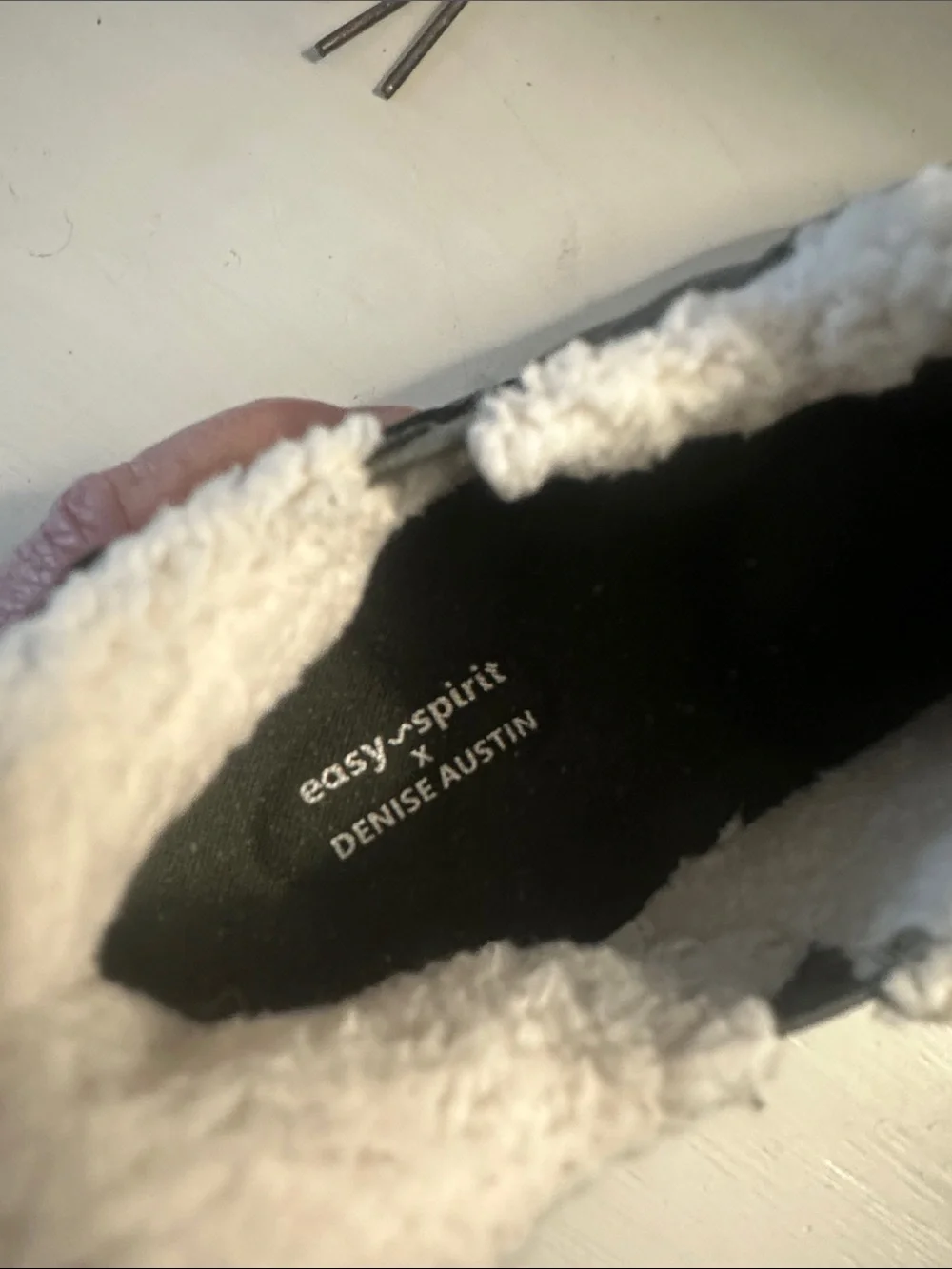 Easy Spirit Lined Repellent Slip Ons 7.5 new with tags